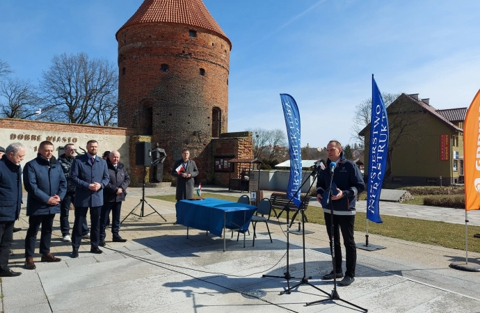 {Ministerstwo infrastruktury zaakceptowało tzw. program inwestycyjny.}